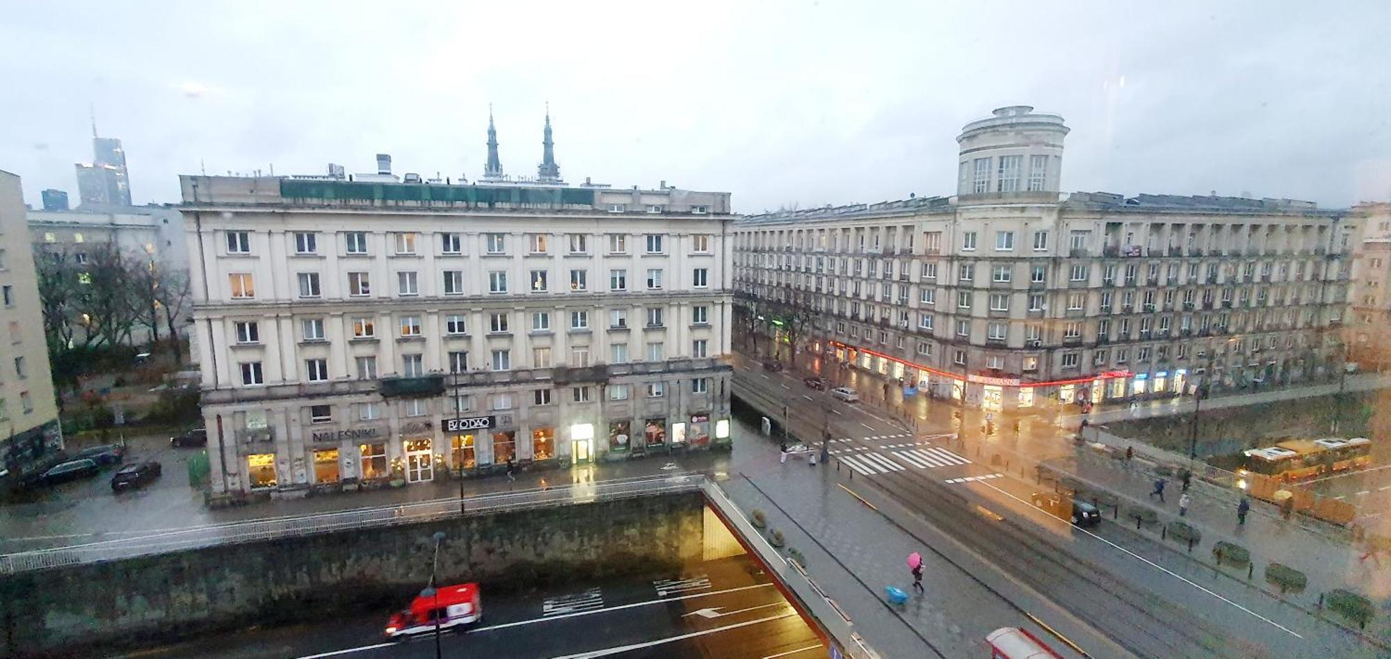 Center Near Public Swimming Pool Warszawa